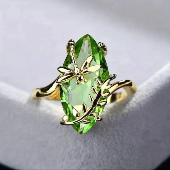 2 LEFT! Gold Dragonfly Wrapped Green Stone Ring - Picture 4 of 5